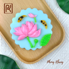 Khuôn hoa sen và cá chép lớn