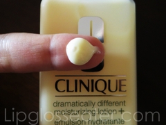 Kem dưỡng ẩm Clinique Dramatically Different Moisturizing Lotion 125ml