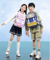 UEK Cặp chống gù