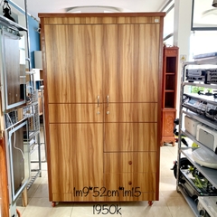Tủ quần áo nâu