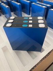 gia pin mat troi