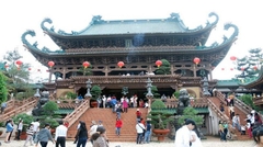 PERFUME PAGODA PILGRIMAGE FULL-DAY TOUR