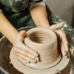 BAT TRANG POTTERY WORKSHOP HALF-DAY TOUR