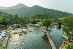 TRUOI LAKE AND HAI VAN PASS SCENIC DAY TOUR