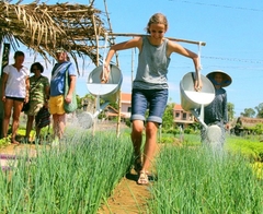 TRA QUE VILLAGE FARM-TO-TABLE COOKING TOUR