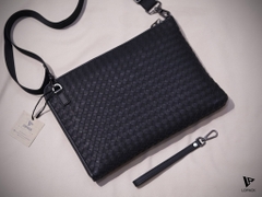 Clutch mỏng to da đan