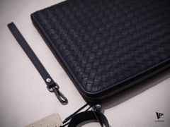 Clutch mỏng to da đan