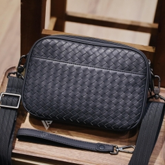 Clutch kiêm túi đeo chéo da đan
