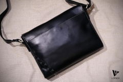 Túi đeo chéo dáng ngang