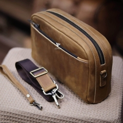 Clutch kiêm túi đeo chéo dáng ngang