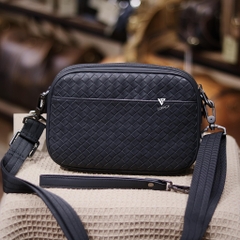 Clutch kiêm túi đeo chéo da đan