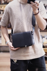 Túi đeo chéo dáng ngang da đan