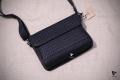 Túi đeo chéo dáng ngang da đan