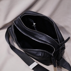 Túi đeo chéo dáng ngang nhỏ gọn