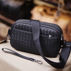 Clutch kiêm túi đeo chéo da đan