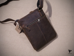 Túi đeo chéo dáng dọc