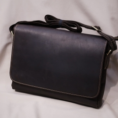 Túi đeo chéo dáng ngang