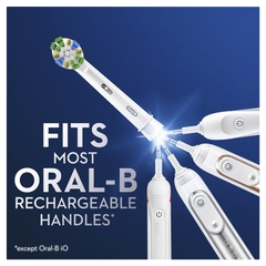 Bộ 3 đầu bàn chải điện Oral B Power Toothbrush Floss Action Refills làm sạch từng kẽ răng giúp răng trắng sáng tự nhiên