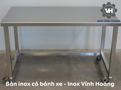 Bàn inox có bánh xe
