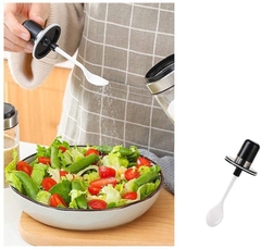 Hũ Đựng Gia Vị Thuỷ Tinh Kèm Muỗng (1)