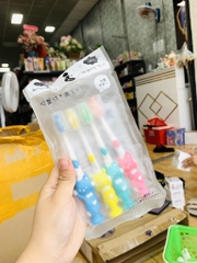 Sét 4 Cây Bàn Chải Đánh Răng Cho Bé Hình Thú (2)