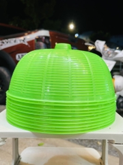 LỒNG BÀN NHỰA 22cm ĐẬY THỨC ĂN (1)