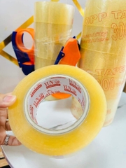 Băng Keo Đục Trong 300 ya lớn . Cuộn 6 Cây Tặng Kèm Dụng Cụ Cắt Băng Keo Lớn (1)