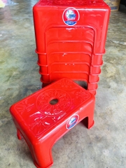 GHẾ BỆT NHỰA OMO (1)