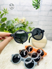 MÂT KÍNH V TRÒN KÈM HỘP ĐỰNG (2)