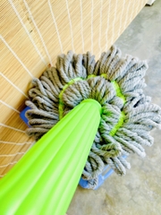 CÂY LAU NHÀ ỐNG RÚT TỰ VẮT TIỆN LỢI (4)