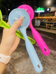 CỌ CHÀ XOONG NỒI INOX CÓ TAY CẦM HÀNG CTY