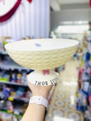 KHAY MỨT NHỰA TRẮNG ĐỰNG TRÁI CÂY KÈM NƠ SANG TRỌNG (4)