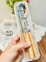 BỘ ĐŨA MUỖNG NĨA INOX CÓ HỘP (2)
