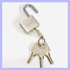 Ổ Khoá Zoro 40mm Xịn Cầm Nặng Tay (7)
