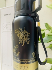 BÌNH GIỮ NHIỆT 800ml HOẠ TIẾT HOA CÓ LỌC TRÀ VÀ CỐC XỊN (7)