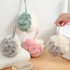 Bông Tắm Tạo Bọt 2 Màu Có Dây Treo(1)