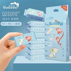 Combo 8 Gói Khăn Ướt Mini Bỏ Túi Tiện Lợi (1)