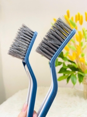 Cọ Vệ Sinh Kèm Gắp Rác 2 In 1 (1)