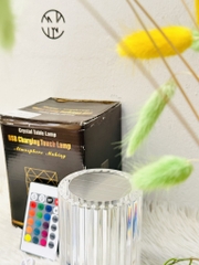 Đèn bàn pha lê kim cương có remote 16 màu (9)