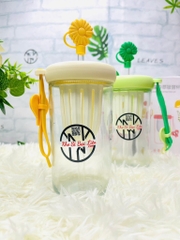 Ly Thuỷ Tinh Kèm Ống Hút 650ml Quà Tặng '