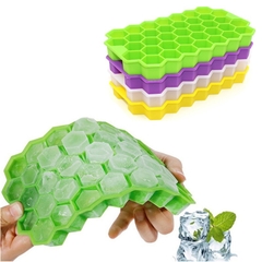 KHAY NHỰA LÀM ĐÁ TỔ ONG SILICON (2)