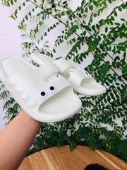 DÉP MANG TRONG NHÀ HÌNH CÁ SẤU (4)