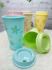LY NHỰA 473ml UỐNG NƯỚC CÓ NẮP HOA NHIỀU MÀU