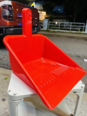 KI XÚC RÁC NHỰA XỊN LỚN 30cm (1)
