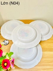 DĨA NHỰA TRẮNG HOA SIZE LỚN MÃ (NO3)