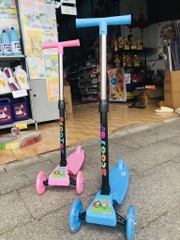 Xe Trượt Scooter Cho Bé Có Led Bánh Xe (9)