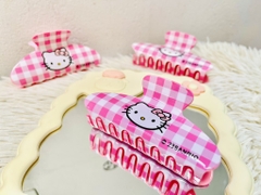 KẸP NGOẶM TÓC KITTY HỒNG LỚN (2)