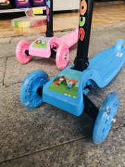 Xe Trượt Scooter Cho Bé Có Led Bánh Xe (9)