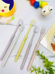 Hộp 10 bàn chải đánh răng cho bé Nội Địa (2)