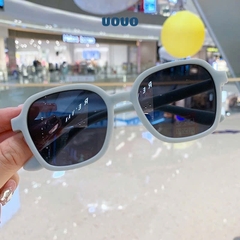 KÍNH NGỐ BẦU NHIỀU MÀU CHO BÉ (2)